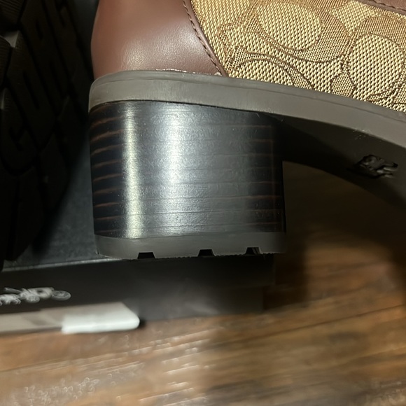 Coach Colleen Signature Losfer Size 9.5 B - Picture 10 of 12